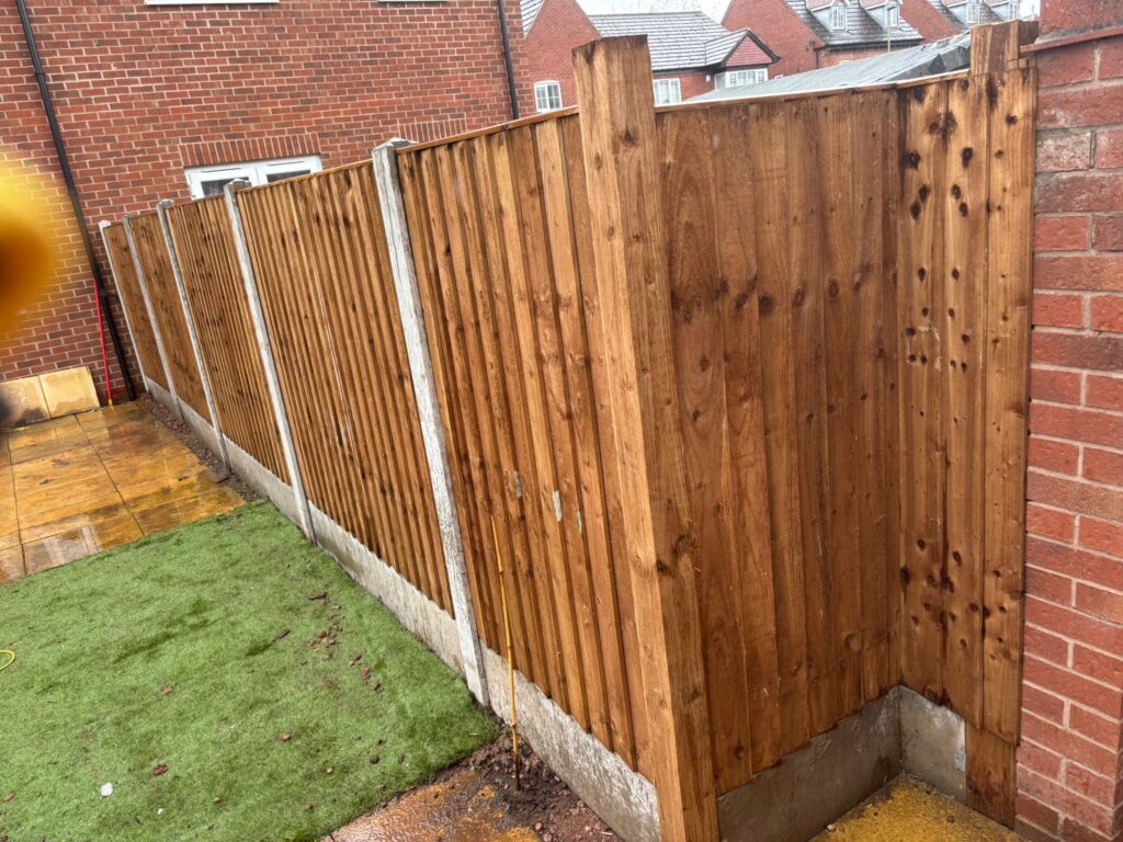 Choosing the Best Garden Fence for Your Property in Glastonbury